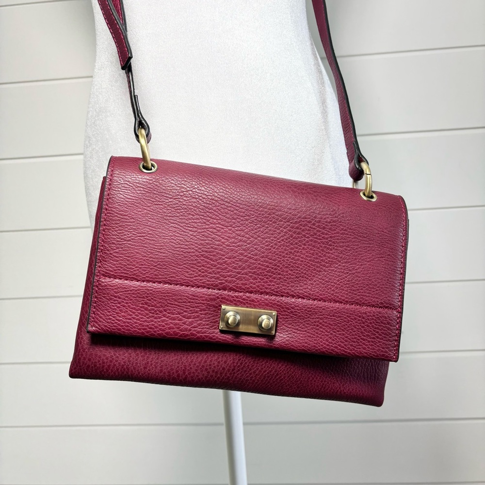SR‎ Squared by Sondra Roberts Crossbody Burgundy Bag